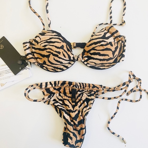 VIX Paulahermanny tiger stripe 2 piece bikini swimsuit - Picture 10 of 12